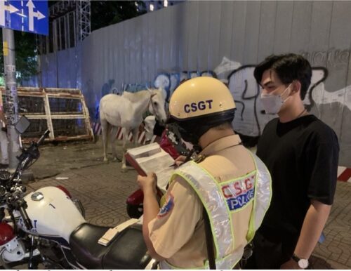 Nam thanh niên bị xử phạt Nam thanh niên bị xử phạt