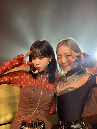 Cô sánh đôi cùng đàn chị Kim Tae Yeon trong nhóm nhỏ Got the beat Cô sánh đôi cùng đàn chị Kim Tae Yeon trong nhóm nhỏ Got the beat