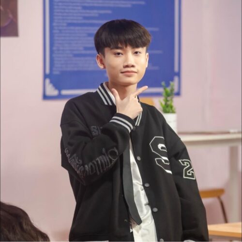 Chân dung nam streamer gây sốt trong cộng đồng "Lửa Chùa" Chân dung nam streamer gây sốt trong cộng đồng "Lửa Chùa"