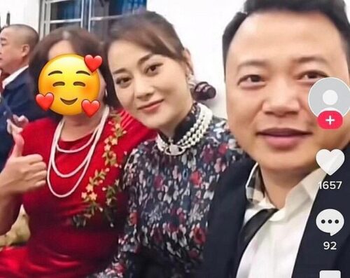 Hình ảnh được cho là về Shark Bình về ra mắt gia đình nữ diễn viên Hình ảnh được cho là về Shark Bình về ra mắt gia đình nữ diễn viên