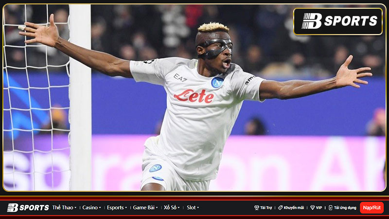 Osimhen ghi bàn giúp Napoli thắng Frankfurt Osimhen ghi bàn giúp Napoli thắng Frankfurt