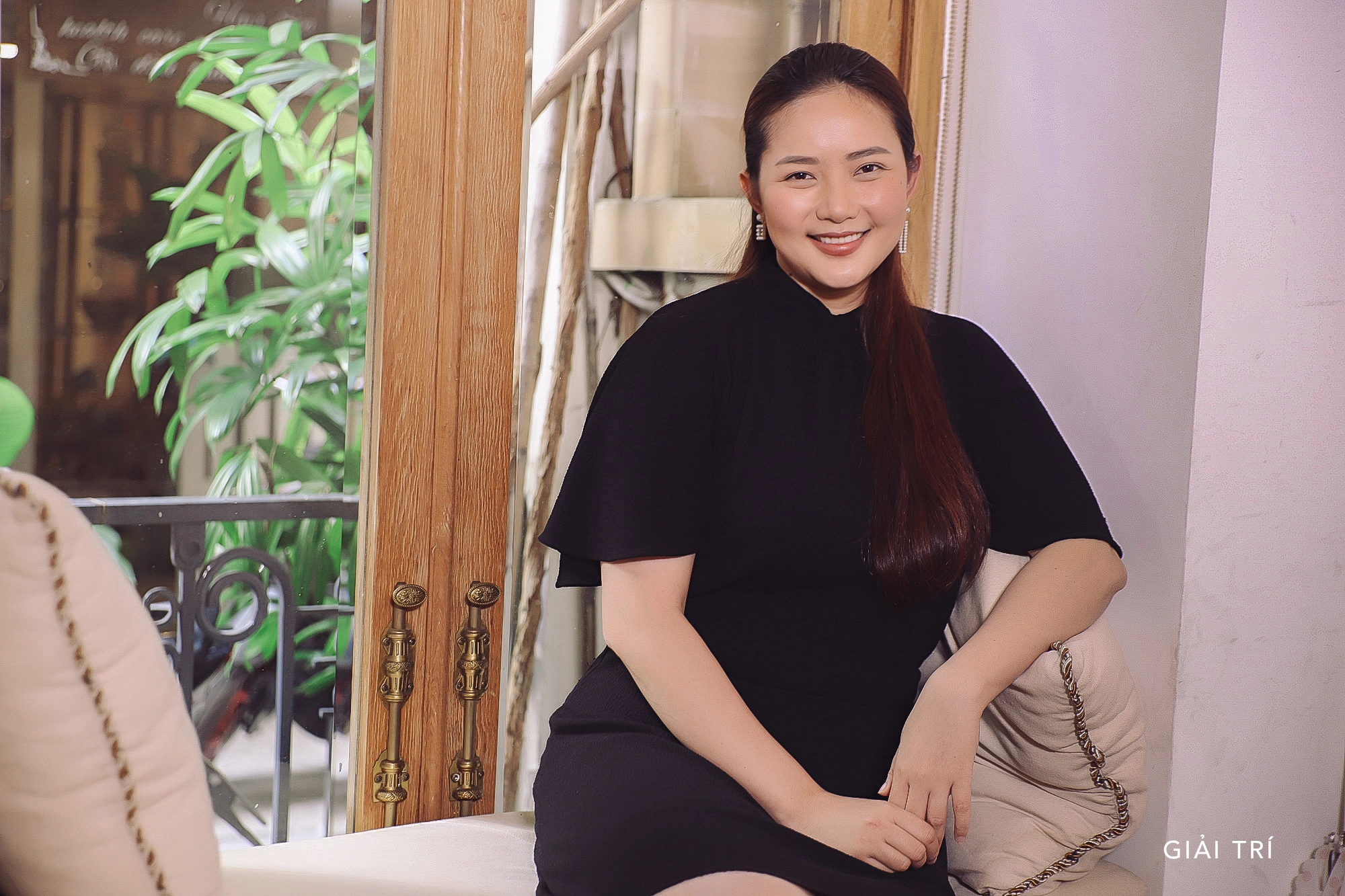 Ngoại hình "mập ú" Phan Như Thảo sau khi sinh con đầu lòng Ngoại hình "mập ú" Phan Như Thảo sau khi sinh con đầu lòng