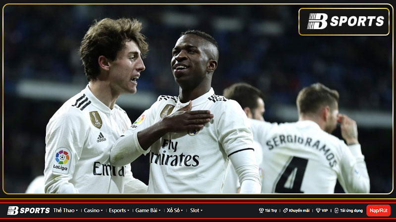 Vinicius Jr bắt chước Ronaldo Vinicius Jr bắt chước Ronaldo