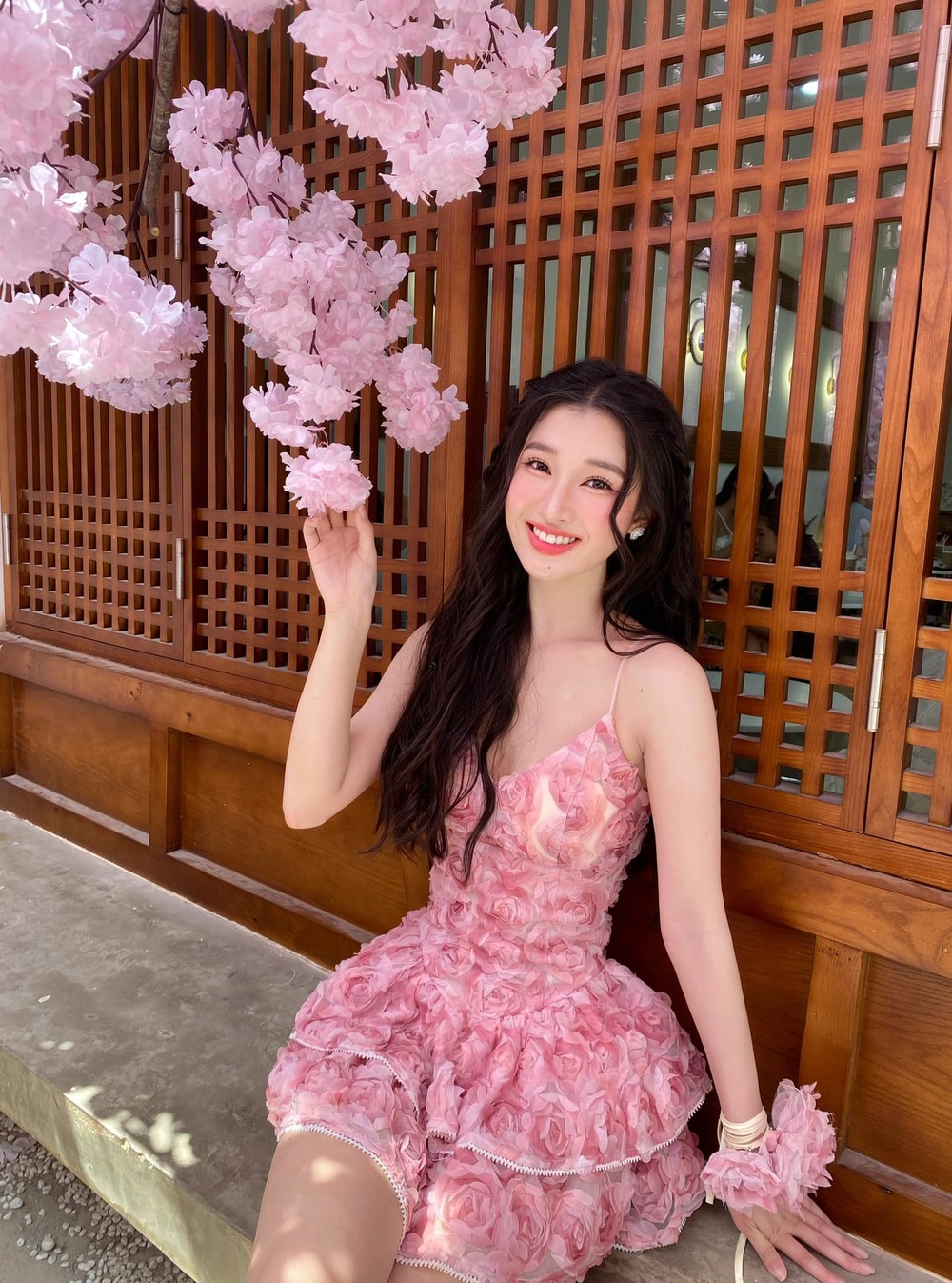 Nụ cười kẹo ngọt của nàng hậu Nụ cười kẹo ngọt của nàng hậu