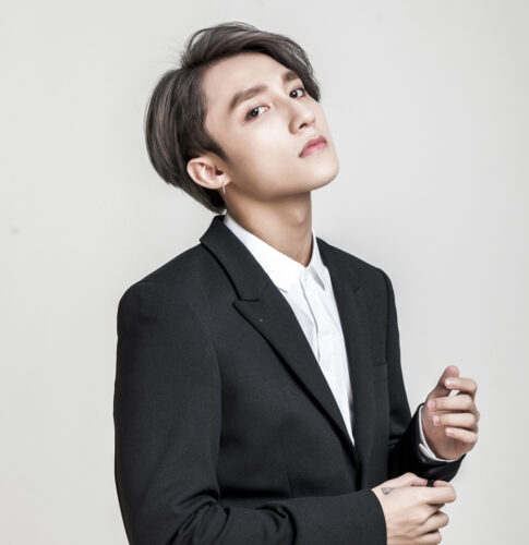 Sơn Tùng M-TP - Nam ca sĩ điển trai của showbiz Việt Sơn Tùng M-TP - Nam ca sĩ điển trai của showbiz Việt