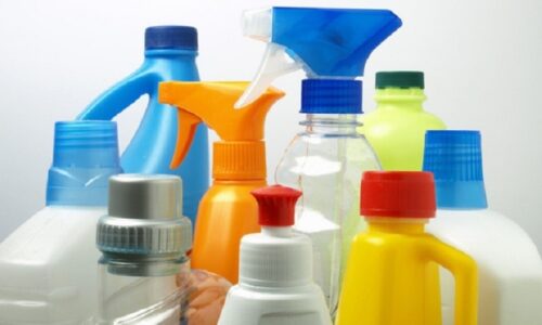 Thuốc tẩy xóa quần áo cực kì nguy hiểm Thuốc tẩy xóa quần áo cực kì nguy hiểm