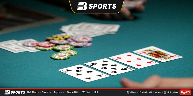 Hành động của game thủ trong một ván bài poker cụ thể Hành động của game thủ trong một ván bài poker cụ thể