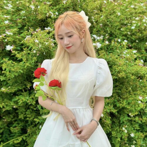 Ít ai biết được người đẹp Đào Lê Phương Hoa đã từ bỏ việc trở thành luật sư để theo đuổi con đường dạy nhảy múa