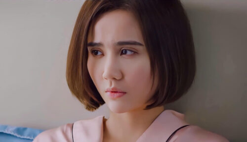 Huyền Lizzie trong vai nhân vật hiền lành Huyền Lizzie trong vai nhân vật hiền lành