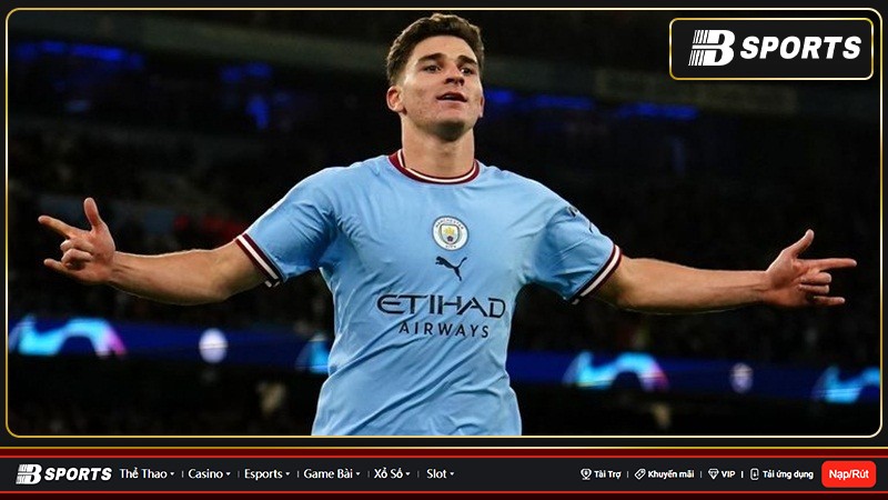 Theo The Mirror, BLĐ Manchester City sẵn sàng “thưởng” cho Alvarez một bản hợp đồng mới sẽ có khả năng kéo dài đến năm 2028 hoặc 2029 Theo The Mirror, BLĐ Manchester City sẵn sàng “thưởng” cho Alvarez một bản hợp đồng mới sẽ có khả năng kéo dài đến năm 2028 hoặc 2029