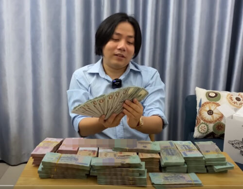 anh chàng vơi mái tóc bổ đôi anh chàng vơi mái tóc bổ đôi
