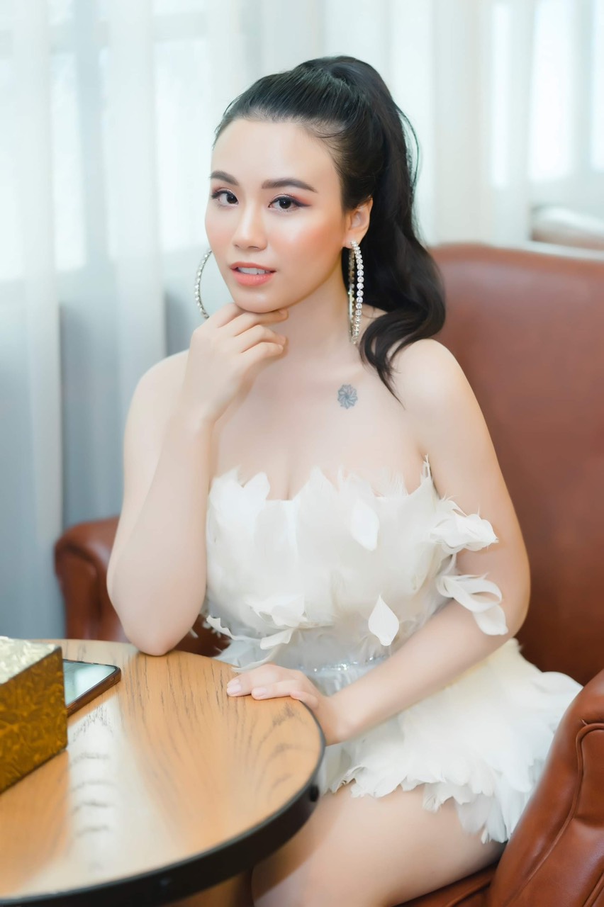 Linh Miu - hot girl tai tiếng đình đám 1 thời Linh Miu - hot girl tai tiếng đình đám 1 thời