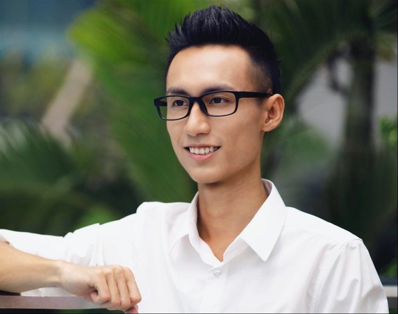 Chân dung nam ca sĩ Chân dung nam ca sĩ