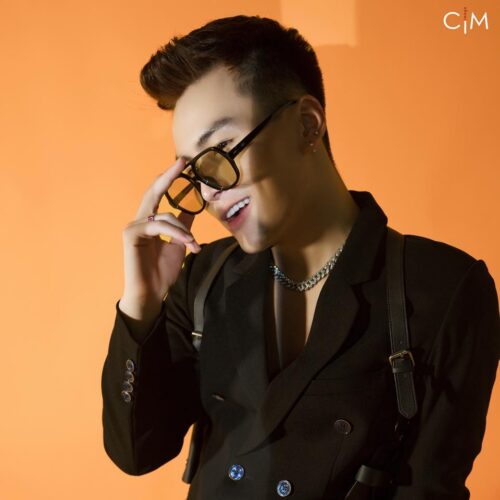 Nam Per sở hữu vẻ ngoài điển trai không kém cạnh các hot boy nổi tiếng