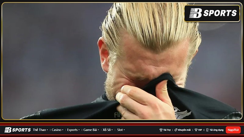 Loris Karius là thủ môn người Đức đã có màn trình diễn mắc lỗi trong màu áo Liverpool ở trận chung kết Champions League 2017-18 Loris Karius là thủ môn người Đức đã có màn trình diễn mắc lỗi trong màu áo Liverpool ở trận chung kết Champions League 2017-18