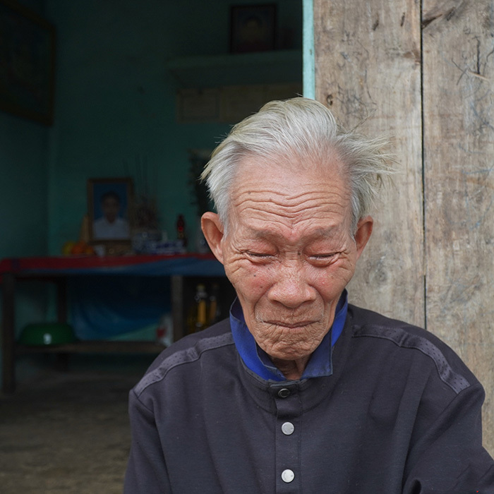 Nỗi đau thấu tận trời đất của người cha già Nỗi đau thấu tận trời đất của người cha già