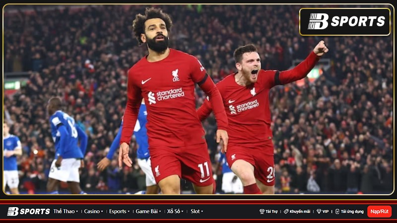 Paris Saint-Germain được cho là đang xem xét một thương vụ trong kỳ TTCN mùa hè này để chiêu mộ tiền đạo Mohamed Salah của Liverpool . Paris Saint-Germain được cho là đang xem xét một thương vụ trong kỳ TTCN mùa hè này để chiêu mộ tiền đạo Mohamed Salah của Liverpool .