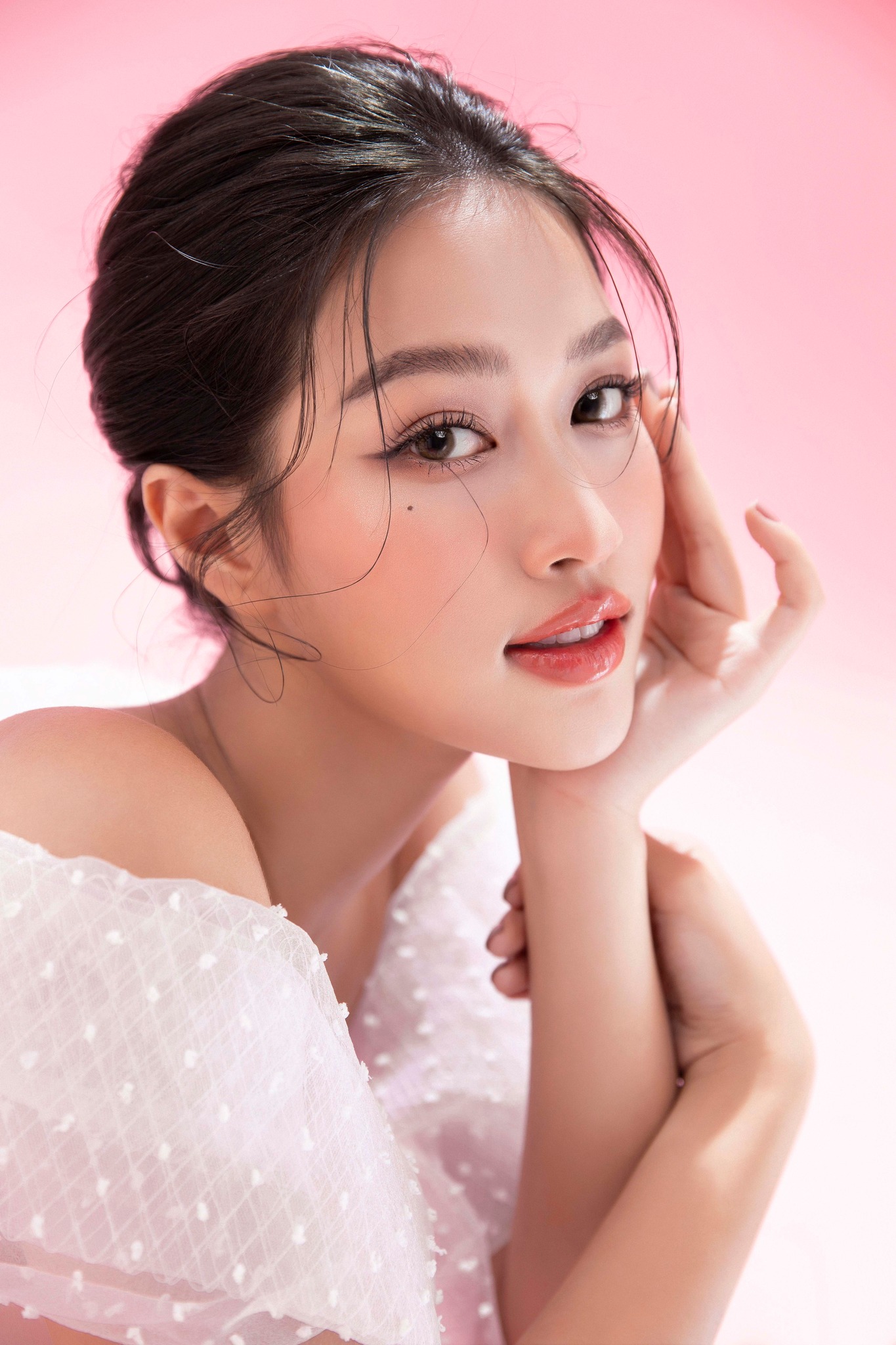 Nhan sắc ngày càng lên hương của cô nàng Nhan sắc ngày càng lên hương của cô nàng