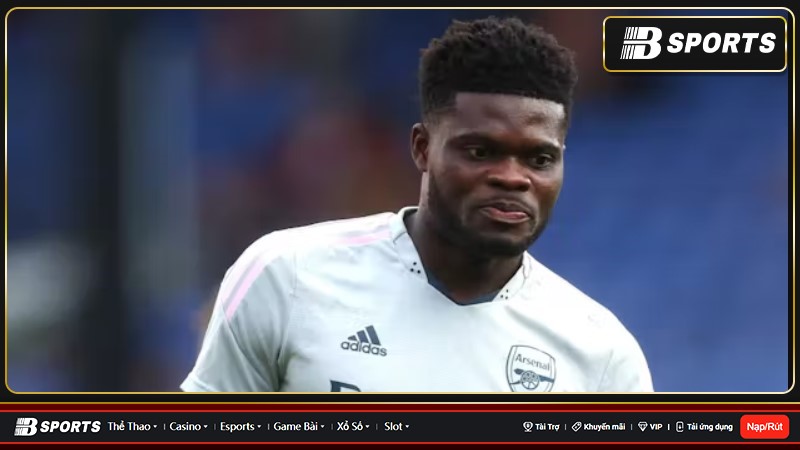 Partey đã ghi những bàn thắng sút xa vào lưới Tottenham Hotspur và Nottingham Forest ở giải đấu hàng đầu xứ sở sương mù Partey đã ghi những bàn thắng sút xa vào lưới Tottenham Hotspur và Nottingham Forest ở giải đấu hàng đầu xứ sở sương mù