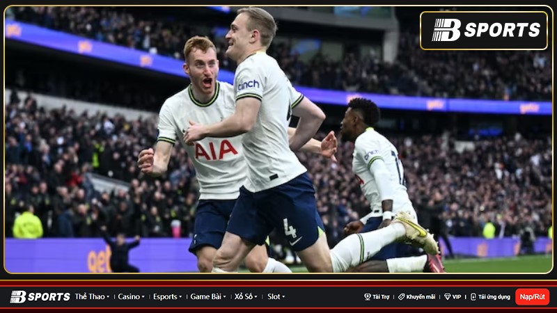 Skipp ghi bàn thắng đầu tiên cho Spurs bằng một cú sút tuyệt đẹp từ ngoài vòng cấm Skipp ghi bàn thắng đầu tiên cho Spurs bằng một cú sút tuyệt đẹp từ ngoài vòng cấm