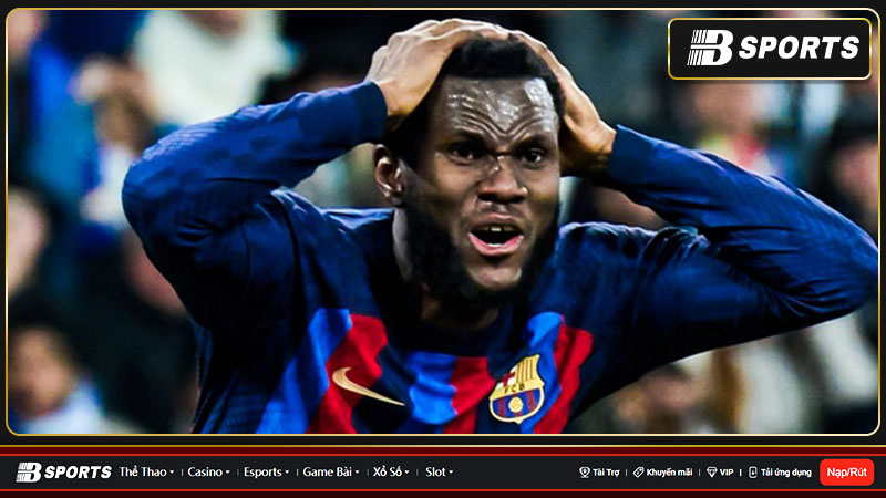 Barcelona chỉ kiểm soát được 35,6% thời lượng Barcelona chỉ kiểm soát được 35,6% thời lượng