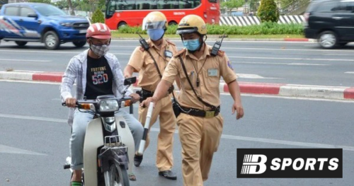Mơ bị công an bắt phạt tiền là điềm báo không may mắn