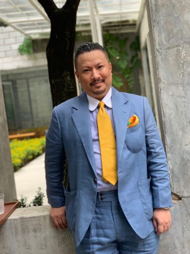 Big Pilot Daddy - Trần Hải Đông từng là một chàng phi công kỳ cựu của hãng bay nổi tiếng