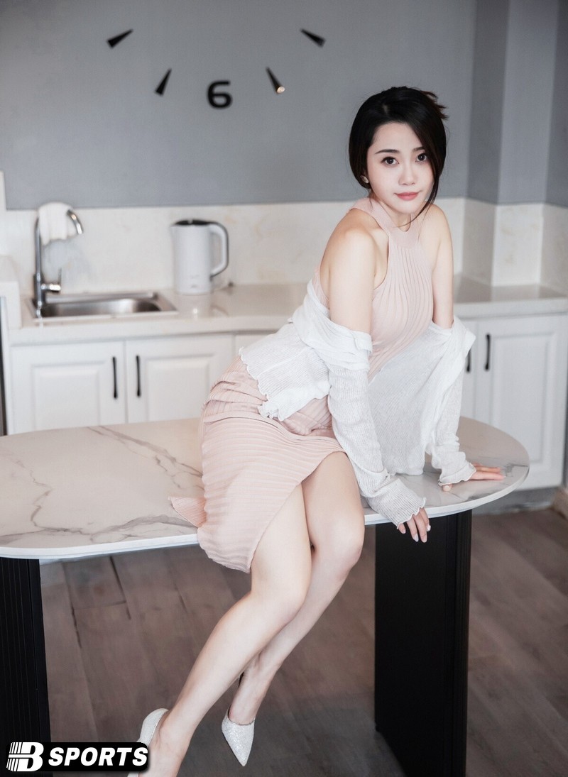 gái già lắm chiêu 2