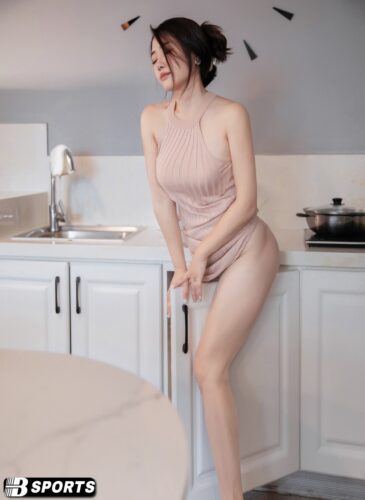 gái già lắm chiêu 2