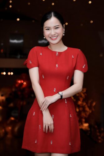 Nữ diễn viên tài năng với lỗi diễn xuất tự nhiên đã mang lại tiếng cười cho khán giả Nữ diễn viên tài năng với lỗi diễn xuất tự nhiên đã mang lại tiếng cười cho khán giả